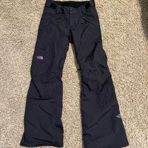 Amazing condition North Face XS black Women’s Skiing Snowboarding Pants